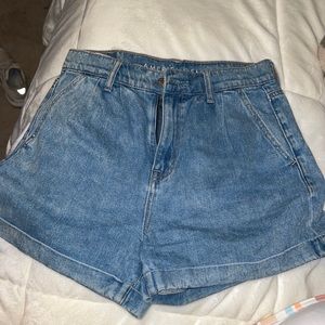 American eagle mom shorts